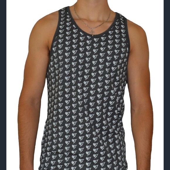 Lightning Hearts tank - Picture 1 of 1